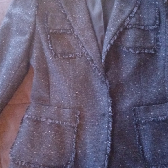 Jones New York warm stylish wool blazer w/satin inner lining - Picture 6 of 9